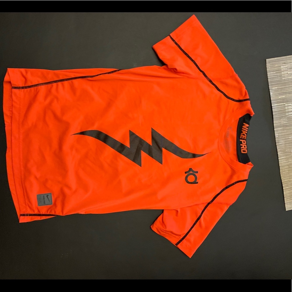 Nike pro boys shirt
